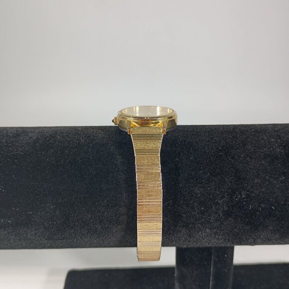 Lorus Disney Watch Mickey Mouse Women's 30mm V811-1410 New Battery Vintage - Picture 4 of 10